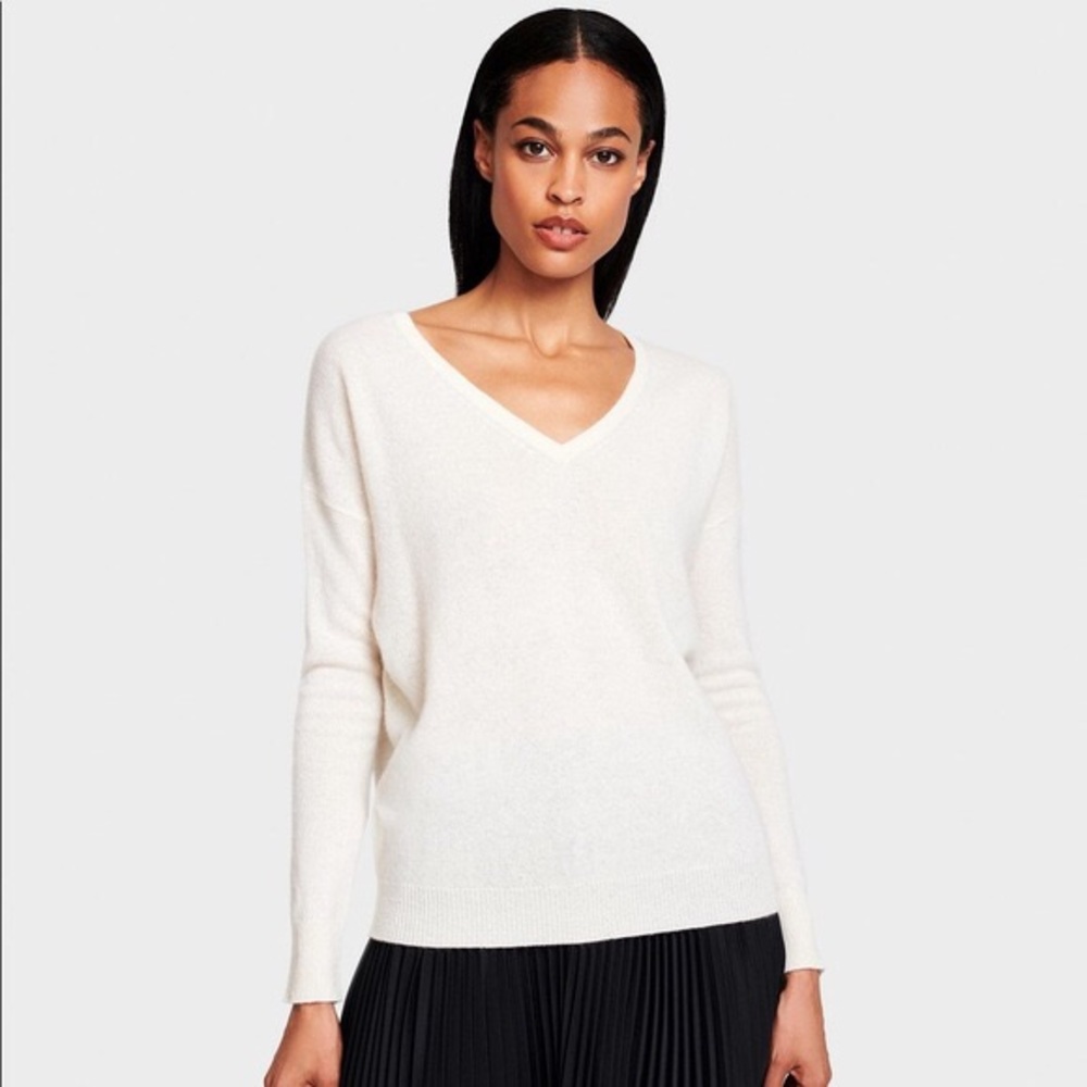 White + Warren Cashmere Sweater in Pearl White - S